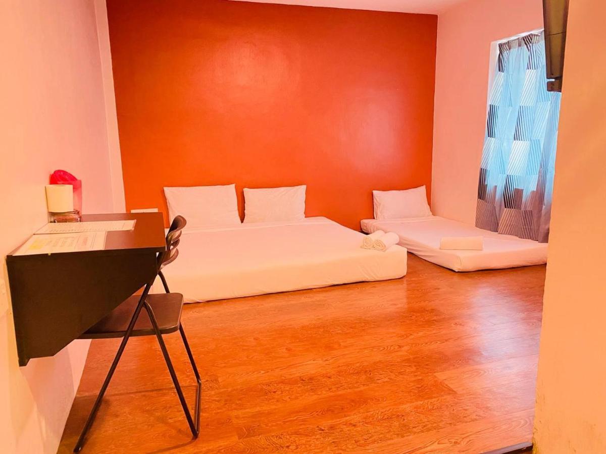 Orange Hotel Segamat Buitenkant foto