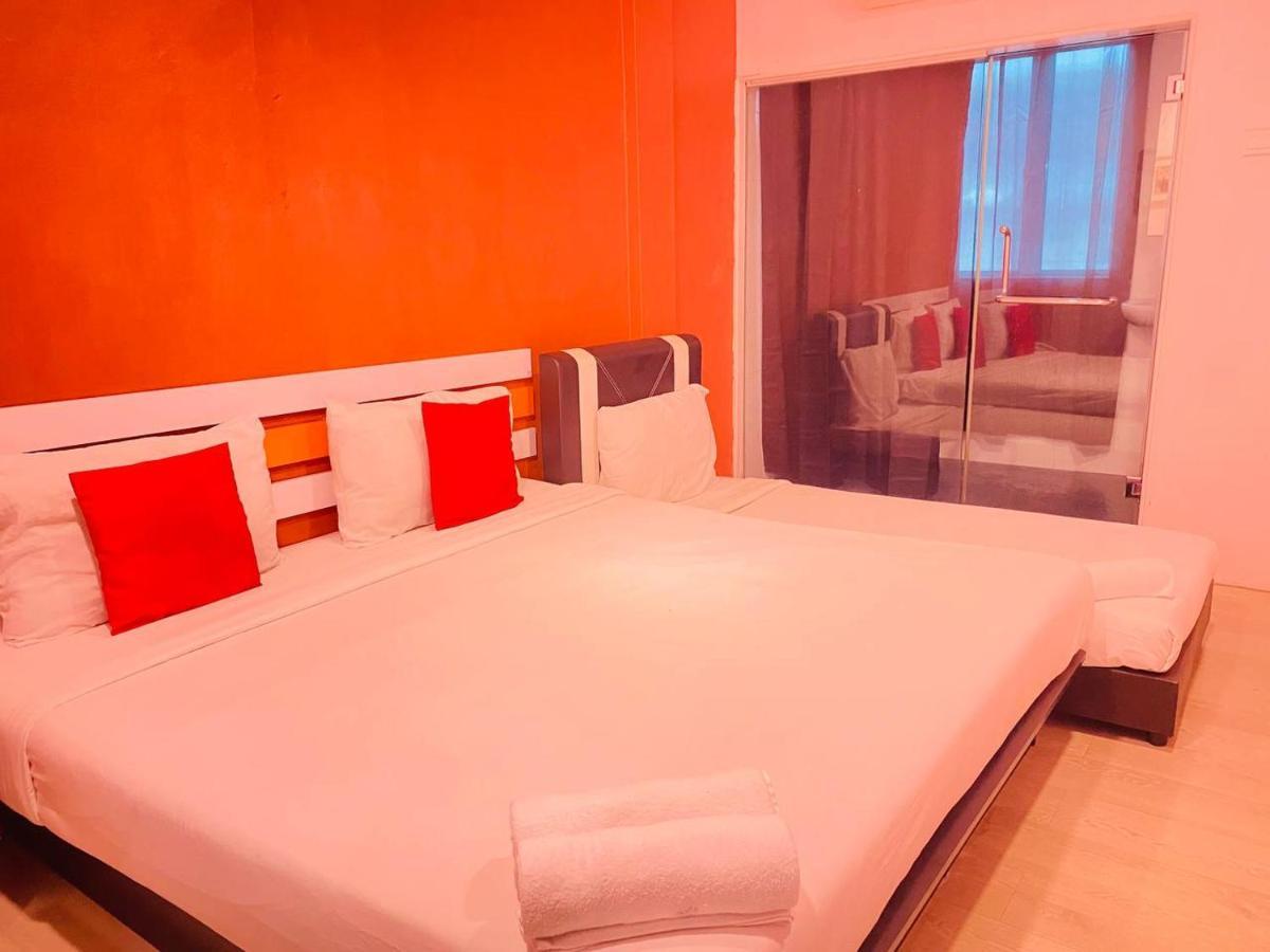 Orange Hotel Segamat Buitenkant foto