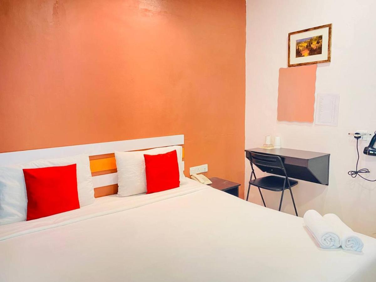 Orange Hotel Segamat Buitenkant foto