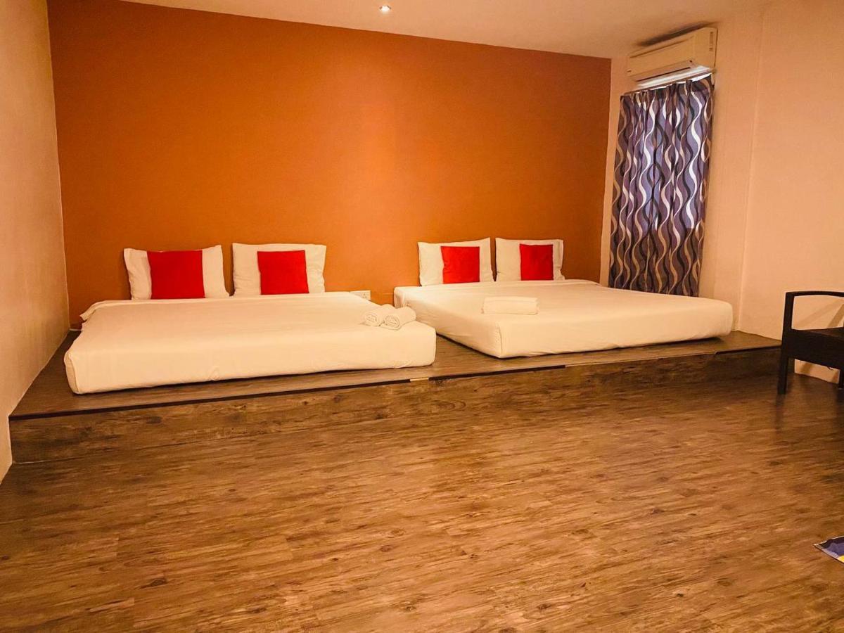 Orange Hotel Segamat Buitenkant foto