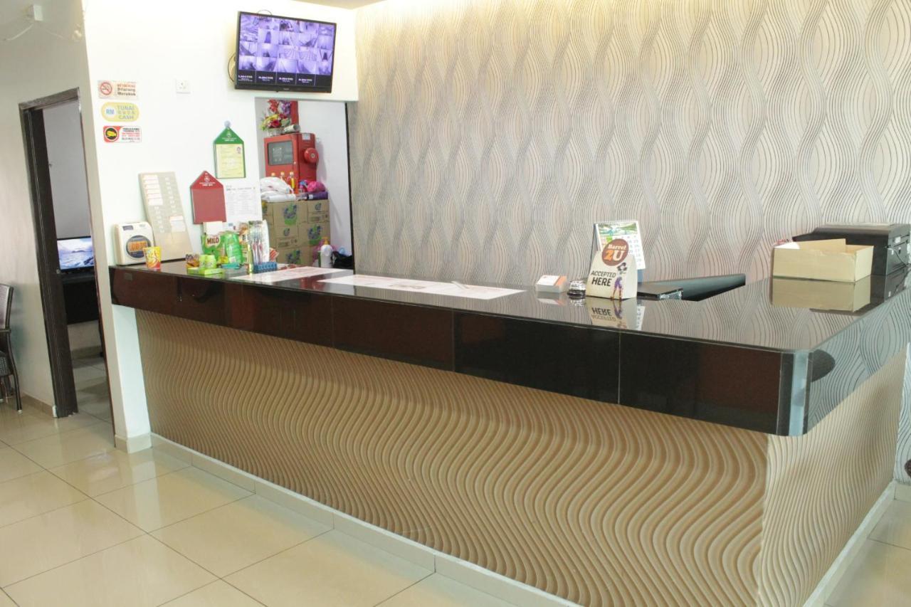 Orange Hotel Segamat Buitenkant foto