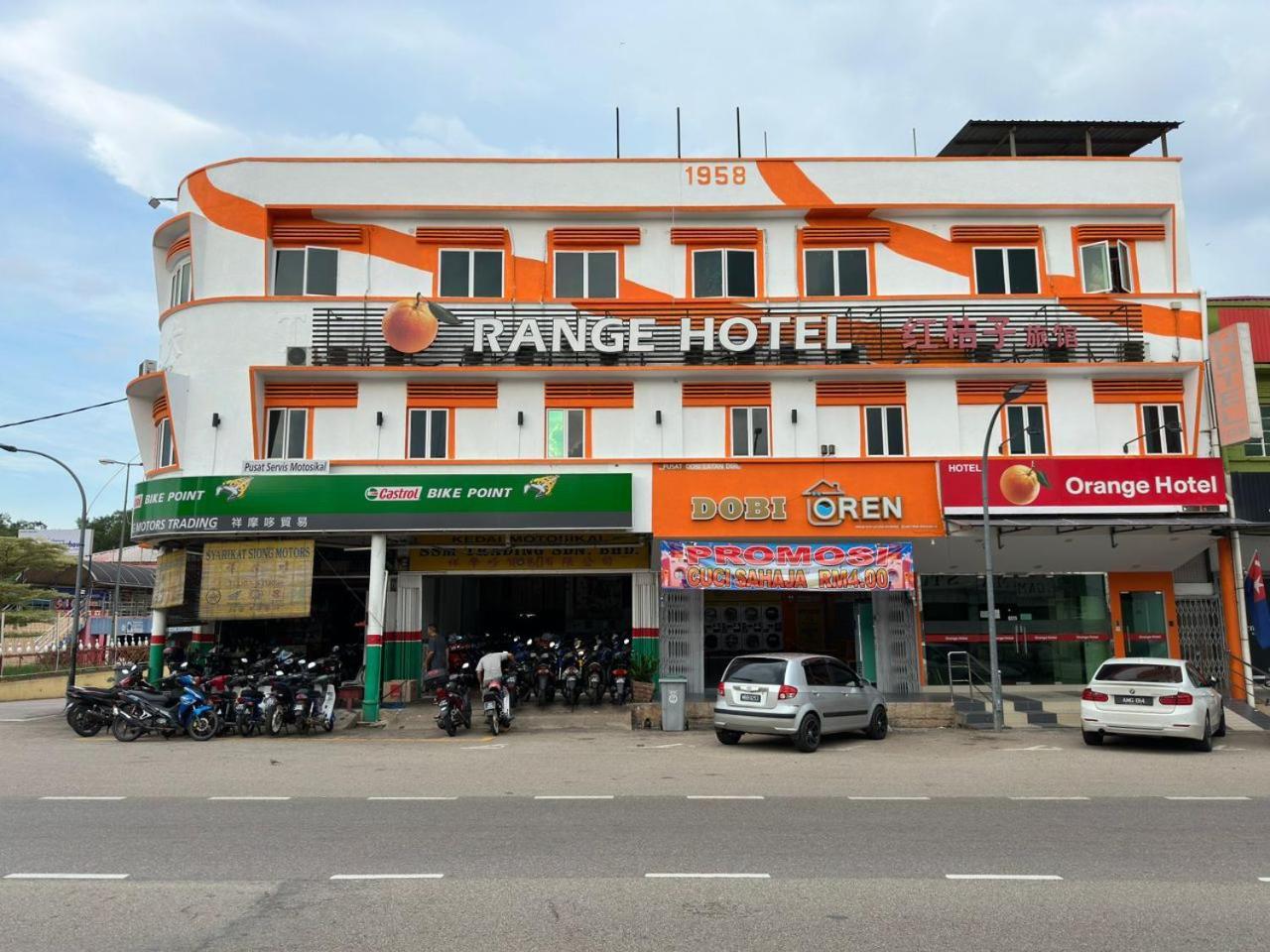 Orange Hotel Segamat Buitenkant foto