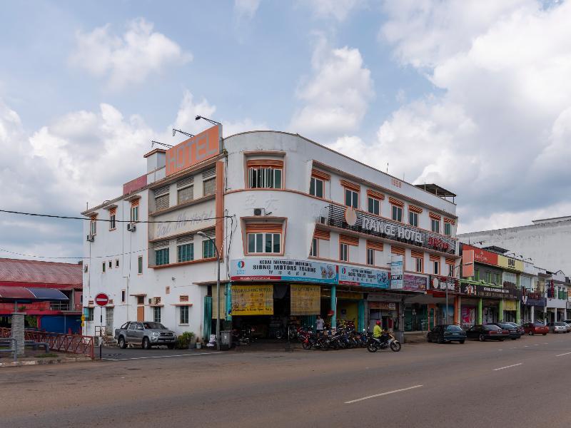 Orange Hotel Segamat Buitenkant foto